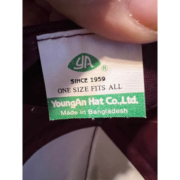 Unisex YoungAn Hat Co. Ltd. Hat One Size Maroon - Picture 6 of 7
